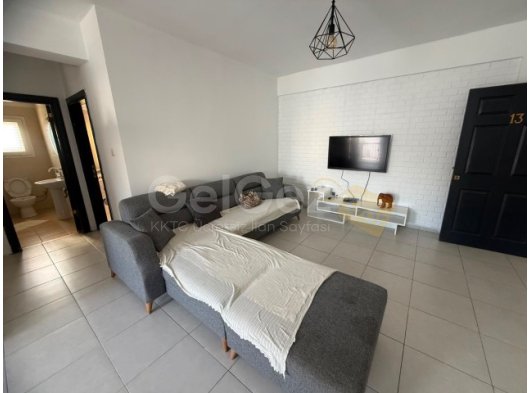 LEFKOŞA HASPOLAT’ta UKÜ’ye YÜRÜME MESAFESİNDE 2+1 EŞYALI KİRALIK DAİRE