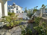Deniz Manzaralı Havuzlu Villa, Karşıyaka