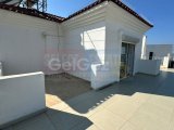 Deniz Manzaralı Havuzlu Villa, Karşıyaka