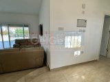 Deniz Manzaralı Havuzlu Villa, Karşıyaka