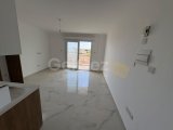 DENİZE 300 MT 4. KAT DENİZ MANZARALI KOÇAN HAZIR STÜDYO 52.000 GBP İ
