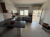 LEFKOŞA HASPOLAT’ta UKÜ’ye YÜRÜME MESAFESİNDE 2+1 EŞYALI KİRALIK DAİRE