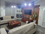 LEFKOŞA ORTAKÖY’de 3+1 MERKEZİ KONUMDA FULL EŞYALI KİRALIK DAİRE