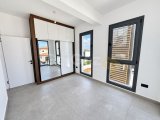 Gazimağusa Gülseren Bölgesi Glabsideste, denize 1 dk yürüme mesafesinde, yeni bitmiş satılık villa