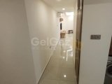 GİRNE MERKEZ’DE SİTE İÇERİSİNDE SATILIK 2+1 DAİRE