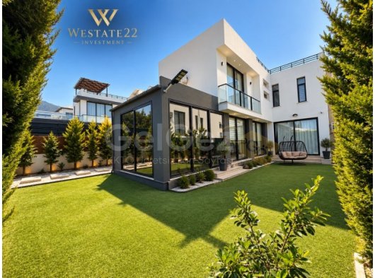 GİRNE ALSANCAK SATILIK GENİŞ BAHÇELİ 3+2 VİLLA
