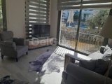 Alsancak'ta Kıbrıs Town House'da Site İçinde Geniş Bahçeli Kiralık 2+1 Daire (Aylık Ödemeli)