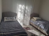 Alsancak'ta Kıbrıs Town House'da Site İçinde Geniş Bahçeli Kiralık 2+1 Daire (Aylık Ödemeli)