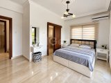 TEK YETKİ Alsancak Merit Otellere Yürüme Mesafesinda Müstakil Havuzlu 3+1 Villa