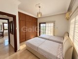 TEK YETKİ Alsancak Merit Otellere Yürüme Mesafesinda Müstakil Havuzlu 3+1 Villa