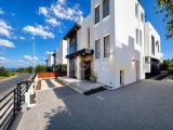 Girne Alsancak Müstakil Havuzlu Satılık 3+2 Full Eşyalı Villa