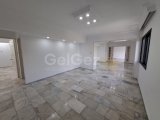 Kyrenia Merkez'de Geniş 3+2 Daire / 185 m² / Satılık Fırsat