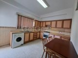 Karaoğlanoğlu Belediyesi, Girne'de Geniş Giriş Verandası Olan Güzel 4 Odalı Daire