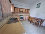 Karaoğlanoğlu Belediyesi, Girne'de Geniş Giriş Verandası Olan Güzel 4 Odalı Daire