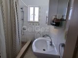 Karaoğlanoğlu Belediyesi, Girne'de Geniş Giriş Verandası Olan Güzel 4 Odalı Daire