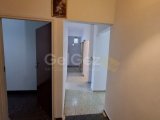 Karaoğlanoğlu Belediyesi, Girne'de Geniş Giriş Verandası Olan Güzel 4 Odalı Daire