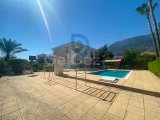 Girne Lapta Satılık Masrafsız Özel Havuzlu Villa
