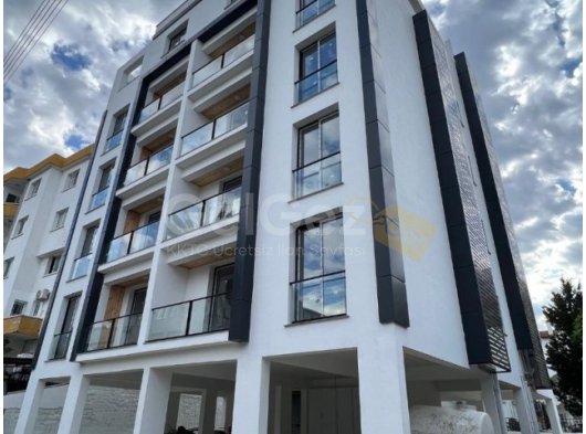 Girne Merkez Barış Park Yakını Yeni Binada Öğrenciye Uygun Kiralık 2+1 Daire (3 Ay Peşin Ödemeli)