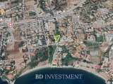 Kıbrıs Girne Alsancak'ta İster Butik Otel, İster Konut Yapabileceğiniz 800 m² Arsa