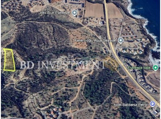 Kıbrıs Girne Esentepe'de Yatırım İçin 5.018 m² Deniz Manzaralı Tarla