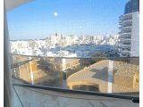 İSKELE LONG BEACHTE KİRALIK 2+1 DAİRE