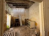 GAZİMAĞUSA SURİÇİNDE SATILIK MÜSTAKİL EV